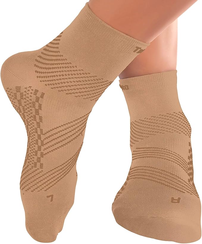 TechWare Pro Plantar Fasciitis Socks - Ankle Compression Socks for Women & Men. Achilles Tendonitis Brace & Foot Arch Support