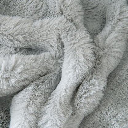 VM VOUGEMARKET Soft Warm Faux Fur Sofa Cover Thick Shaggy Fuzzy Sectional Couch Cover Plush Furniture Cover Fluffy Sectional Sofa Slipcover for Couch Sofa Bed(Grey,71" x 134")