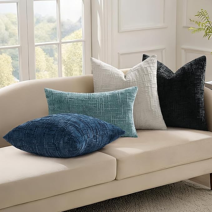 decorUhome Light Grey Chenille Throw Pillow Covers 12x20 Set of 2 Thick Textured Slubby Couch Pillow Covers Farmhouse Accent Modern Neutral Decorative Pillow Cases for Bed Sofa Living Room
